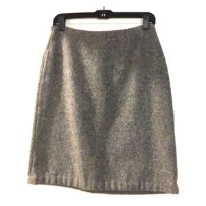 Fall favorite gray skirt